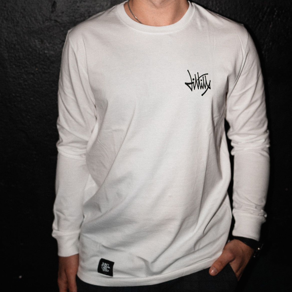 DLTLLY 3.0 | WHITE LONGSLEEVE | KLIMANEUTRAL PROD.