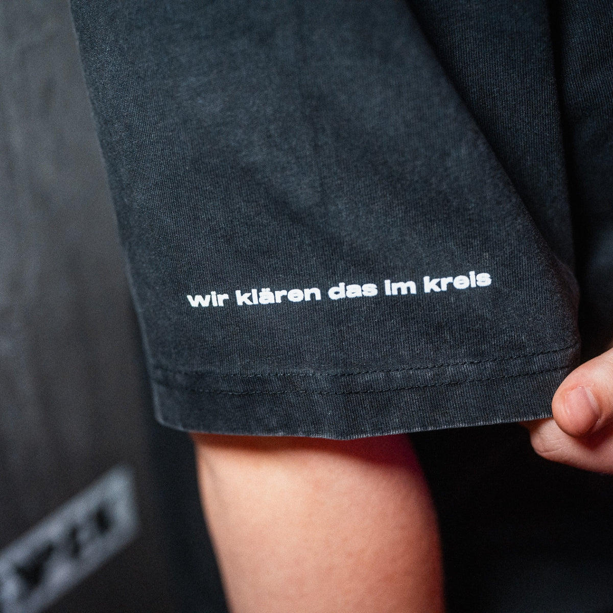 DLTLLY | OVERSIZED SHIRT  | WIR KLÄREN DAS IM KREIS